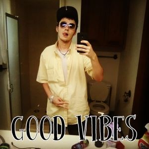 Meet your Posher, Miles